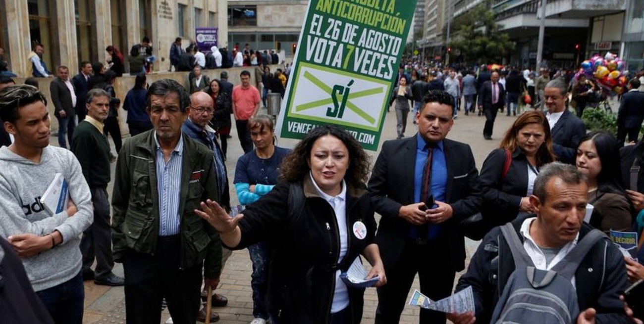 Abrieron las urnas en Colombia para consulta anticorrupción 