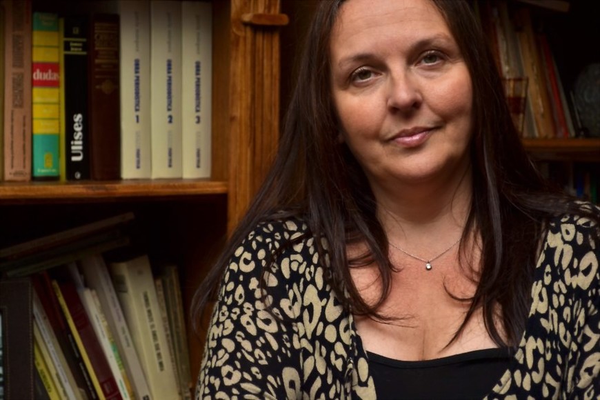 ELLITORAL_359115 |  Gentileza. Beatriz Actis es una narradora exquisita, con giros elegantes, sofisticados.