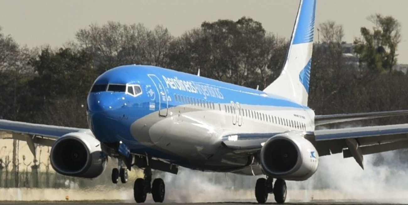 Aerolíneas Argentinas suspendió los vuelos a Punta Cana, Cancún, Río de Janeiro y Santa Cruz de la Sierra
