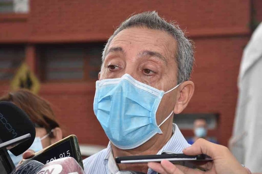 ELLITORAL_400189 |  Flavio Raina La única solución hoy es aprender a convivir con el virus. Y que las personas con factores de riesgo se vacunen contra el Covid lo antes posible , sugirió Prieto.