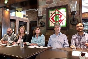 Juntos por el Cambio Suárez, Ceresola, Molina, Marcucci y Rabosto, las cinco cabezas de listas de Juntos por el Cambio en la ciudad.