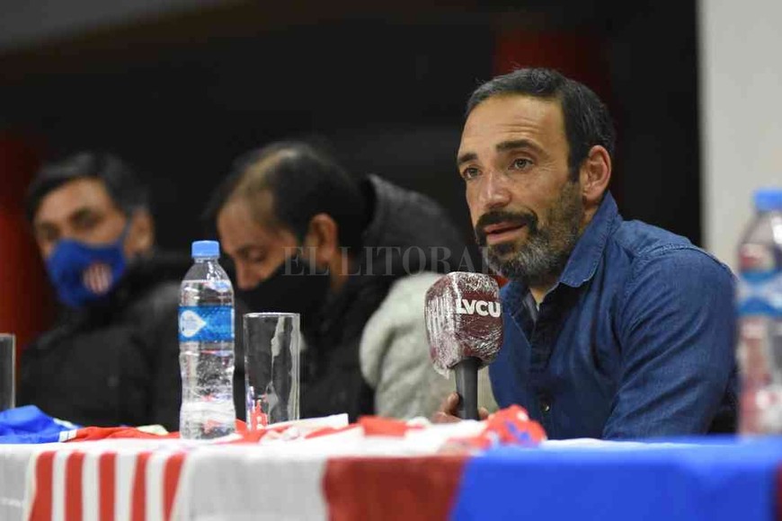 ELLITORAL_321034 |  Pablo Aguirre Azconzábal dejó en claro que  afrontaremos todos los partidos al 100 por ciento sin pensar que el partido siguiente puede ser más importante . No habrá prioridades, en consecuencia, entre Sudamericana y torneo.