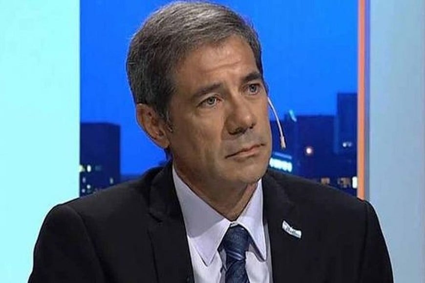 ELLITORAL_397182 |  Gentileza Dr. Enrique De Rosa Alabaster, especialista