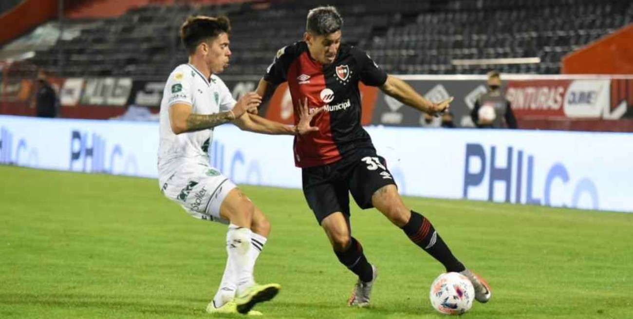 Newells y Sarmiento empataron 1 a 1 en el cierre de la primera etapa de la Copa de la Liga 