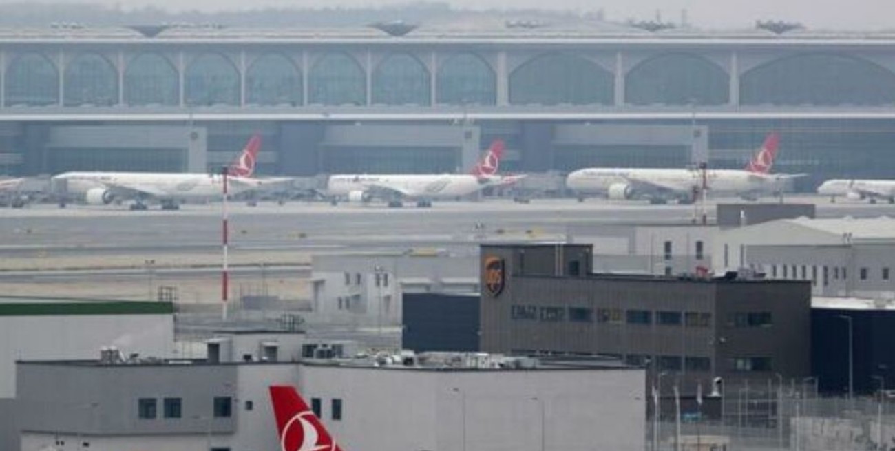 Turquía suspende todos los vuelos desde China hasta fines de febrero por el coronavirus