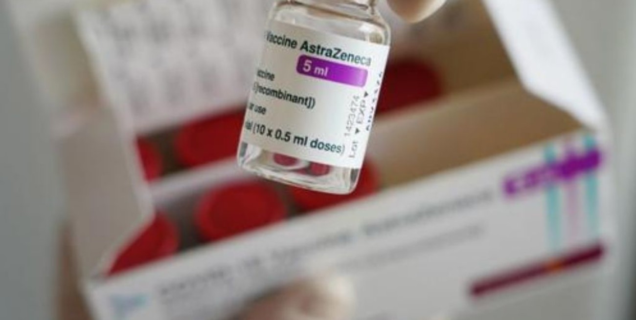 Por precaución suspenden en Dinamarca el uso de la vacuna de AstraZeneca