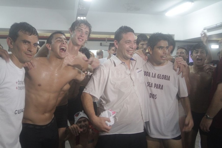 ELLITORAL_342497 |  Archivo El Litoral Festejo en los vestuarios