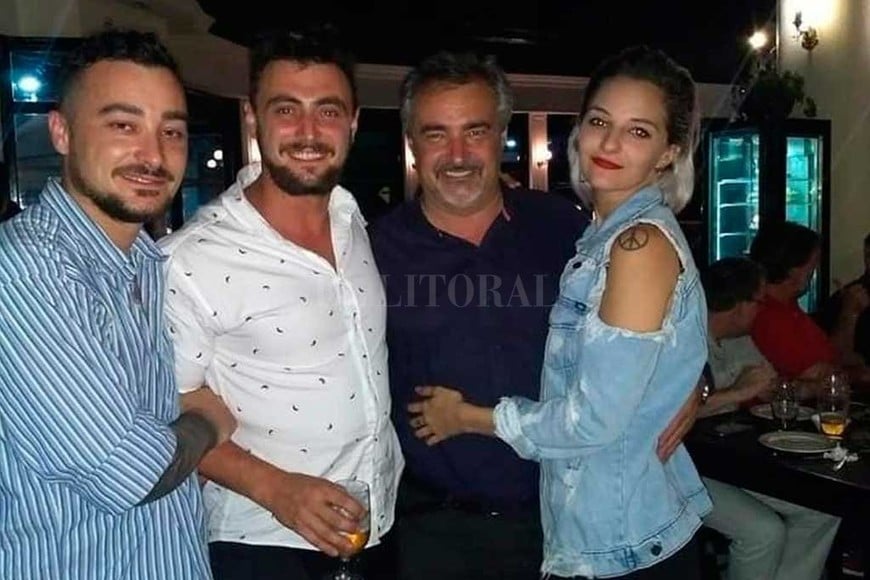 ELLITORAL_322392 |  Gentileza Mis mosqueteros , así definió a sus hijos. De ellos aprende en el día a día.