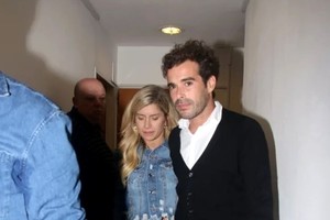 Ciudad Magazine Fueron vistos juntos a la salida de un teatro.