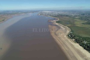 ELLITORAL_296786 |  Fernando Nicola Bajante río Paraná laguna setubal.