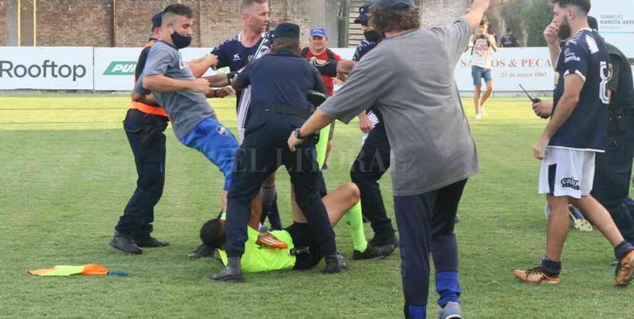 INDEPENDIENTE (CHIVILCOY), ÁRBITROS Y ENTRENAMIENTO – CLUB