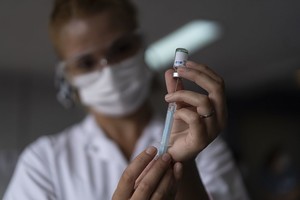 ELLITORAL_376068 |  Xinhua/Martín Zabala Hasta el momento, la Argentina recibió desde el inicio de la pandemia 12.198.145 dosis de vacunas.
