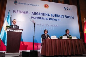 ELLITORAL_238800 |  Archivo Como cierre de la visita en Vietnam, Macri aseguró que estamos  en un escenario de altas expectativas