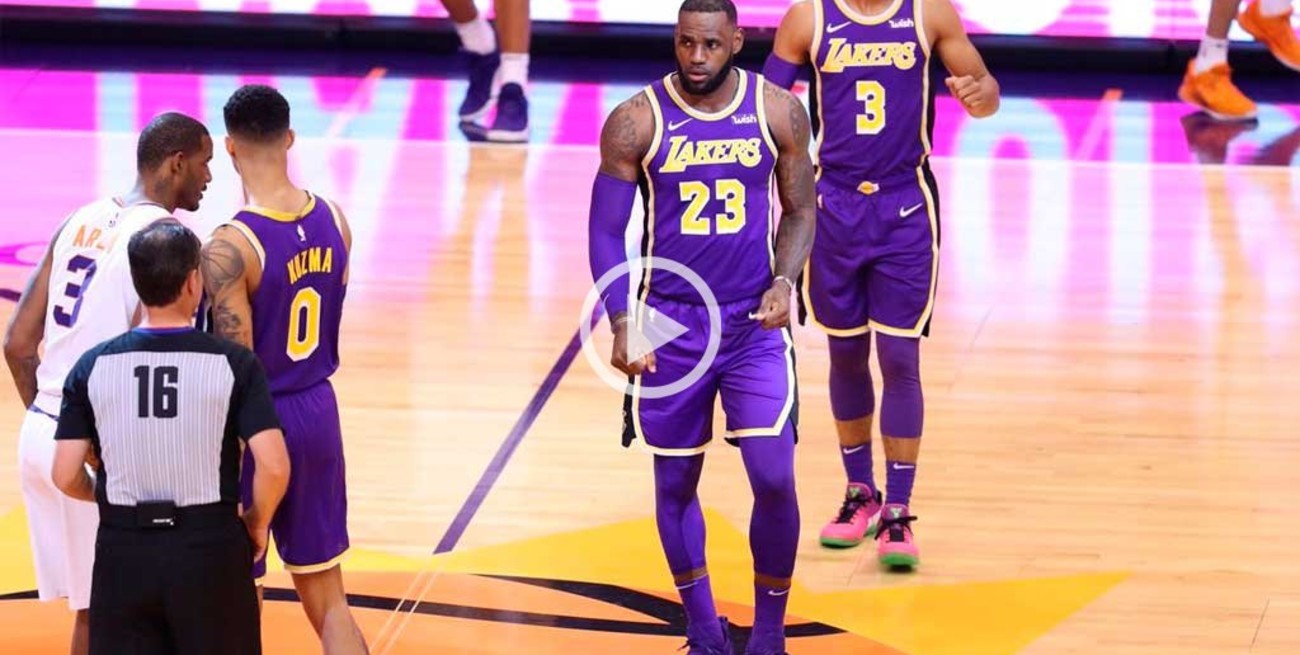 Los Lakers de LeBron James consiguieron su primera victoria