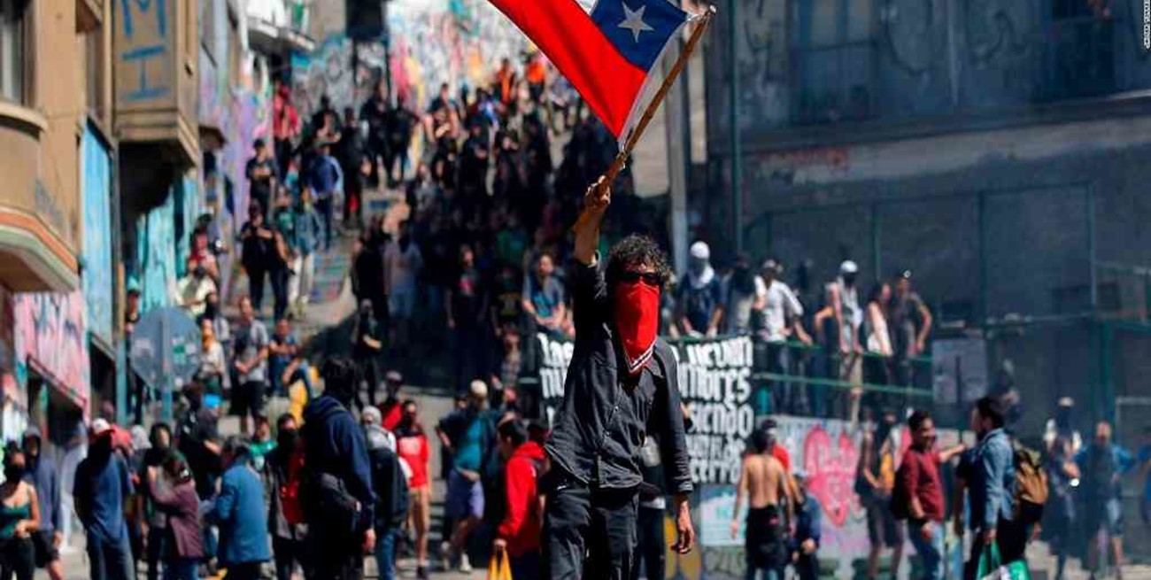 Chile: una multitud se manifestó para exigir la renuncia de Sebastián Piñera