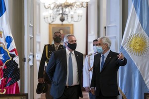 NA Alberto Fernández con Piñera.