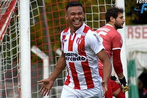 ELLITORAL_247759 |  Gentileza Tenfield Sebastián Píriz y el festejo de su gol ante Rampla Juniors. Es uno de los jugadores más importantes que tiene River y seguramente estará el martes en el Centenario.