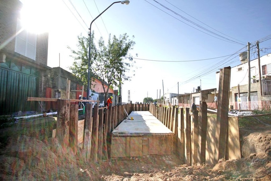 ELLITORAL_200138 |  Gentileza Municipalidad de Santa Fe Desagüe El Sable. La obra se puso en marcha en 2017. En la Costanera se inauguró el desagüe Llerena que se financió con fondos provinciales.