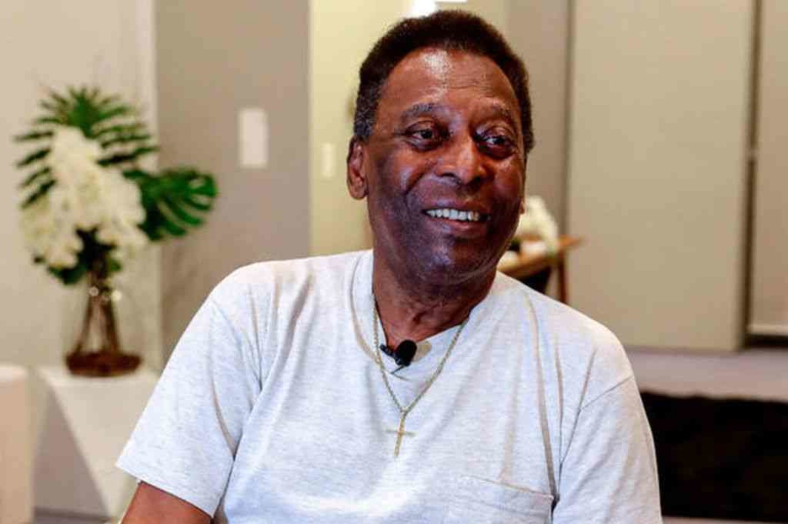 Pelé quedó segundo en la votación de la FIFA al mejor jugador del Siglo XX, con el 18% de los votos.