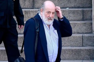 La Nación El juez Claudio Bonadio, encabeza la investigación