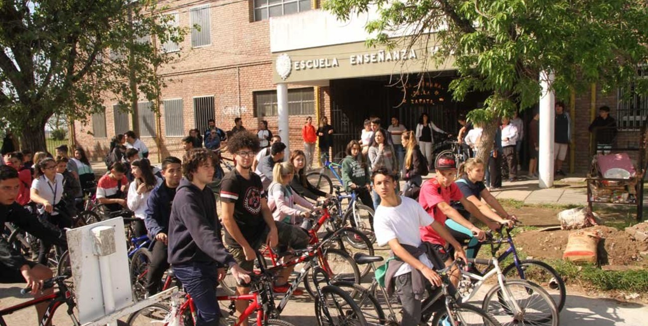 Jornada de movilidad sustentable por una ley provincial de la bicicleta
