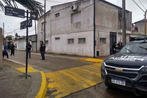 El Litoral Peritos e investigadores efectuaron distintos trabajos en la escena del suceso.