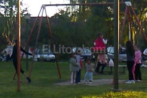 Juan Carlos Trumina (Periodismo Ciudadano) La zona de juegos del Parque Federal lleva el nombre del recordado escritor Gastón Gori.