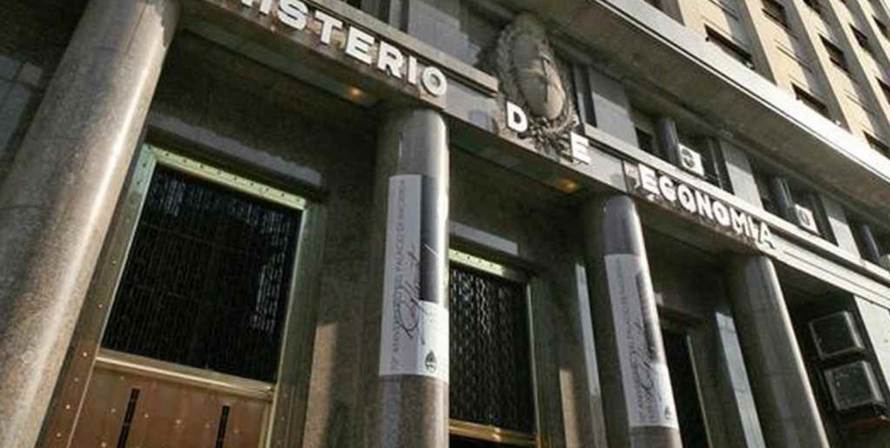 El Ministerio de Economía licita bonos del Tesoro por $ 180.000 millones