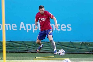 ELLITORAL_324022 |  Gentileza Prensa Barcelona FC Messi retornó a su casa y volvió a disfrutar de la pelota con la camiseta de su amado club.