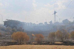 ELLITORAL_431482 |  El Litoral Las lluvias de la semana apagaron los numerosos focos ígneos que padeció la provincia de Santa Fe durante dos semanas y que podrían repetirse en meses siguientes.