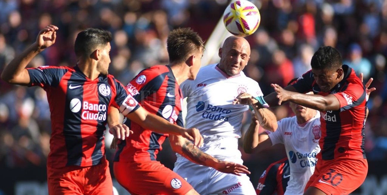 San Lorenzo y Huracán empataron sin goles en el clásico