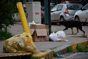 Barrios de la ciudad amanecieron con la basura en la calle