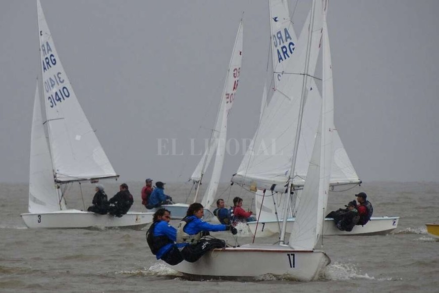 ELLITORAL_197401 |  Sergio Ríos (CNP - Gentileza) En primer plano la dupla ganadora Pesci - Brotons.
