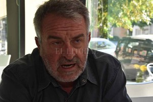 Flavio Raina El ex funcionario y legislador nacional vuelve al ruedo político, después de ocho años.