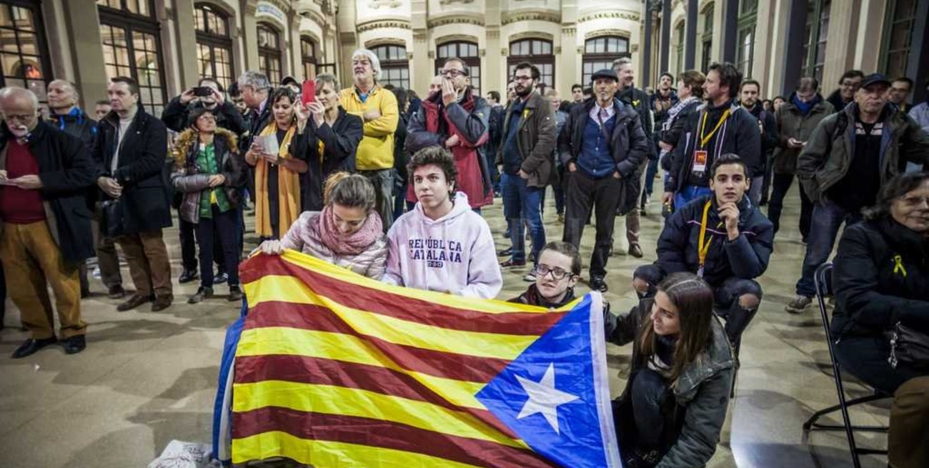 Cataluña: Independentistas recuperaron la mayoría absoluta