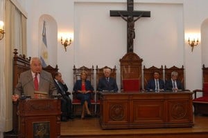 Flavio Raina Con la presencia de autoridades de los tres poderes del Estado y jueces de todas las provincias, se inauguró el encuentro de la Jufejus.