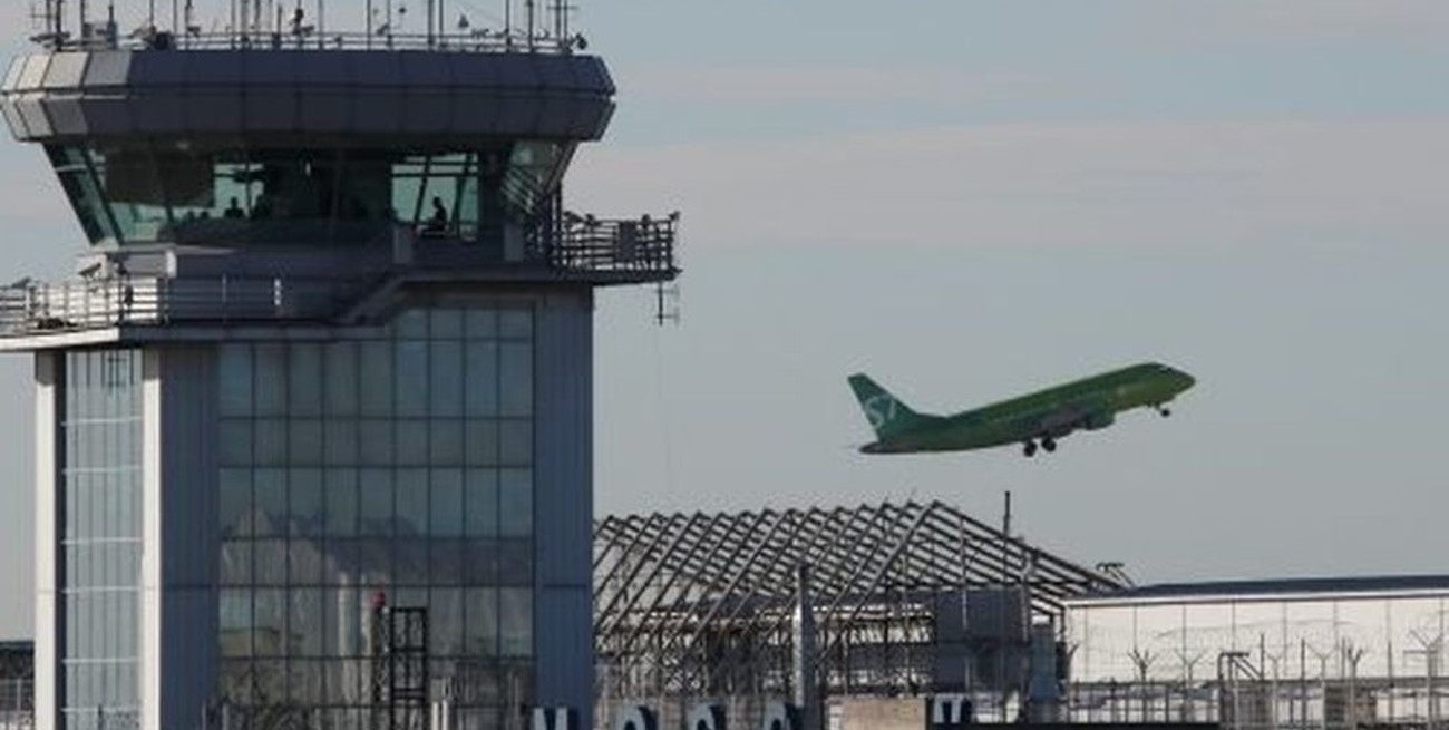 Un avión comercial se estrella en Rusia con 71 personas a bordo