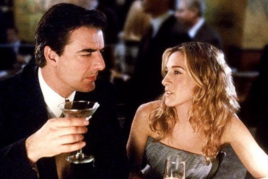 ELLITORAL_425640 |  Captura de pantalla Chris Noth junto a Sarah Jessica Parker en una escena de Sex and the City