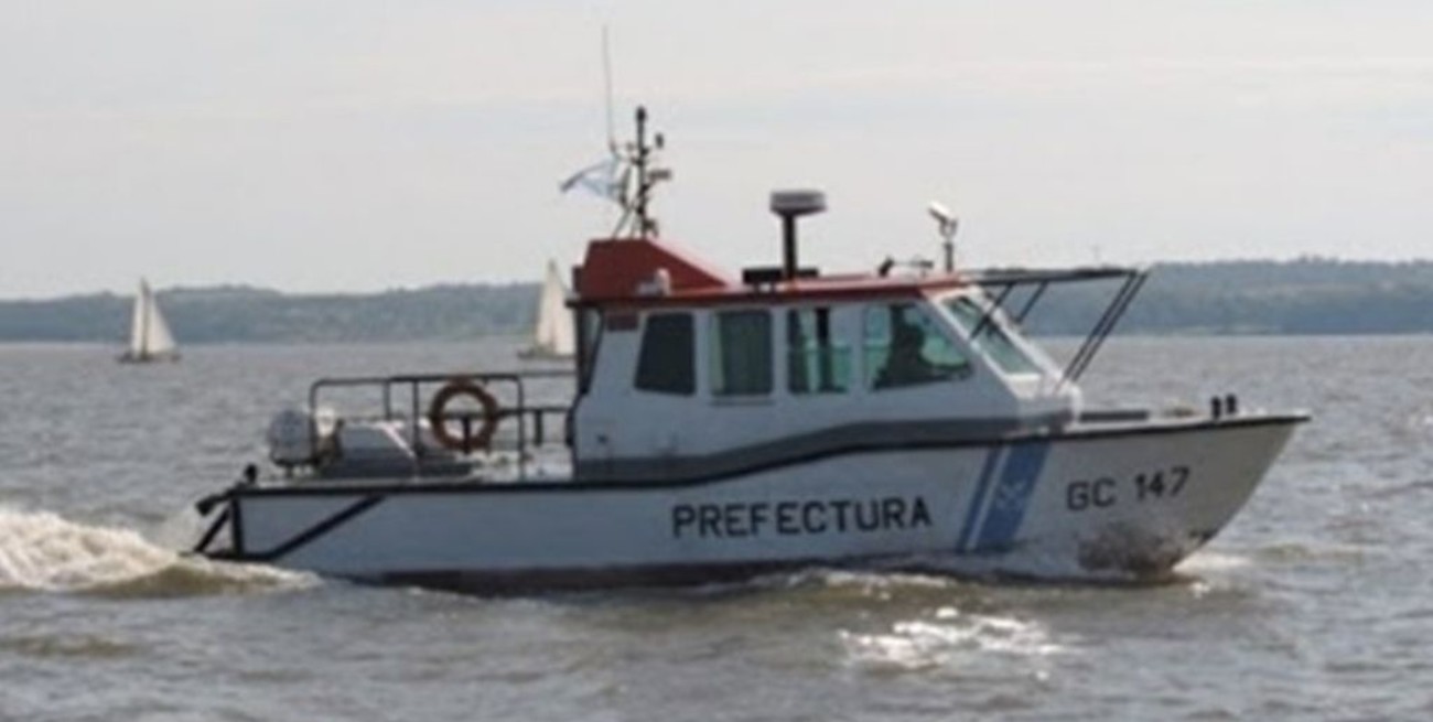 Volcó una embarcación sobre el río Paraná en Corrientes y hay dos desaparecidos