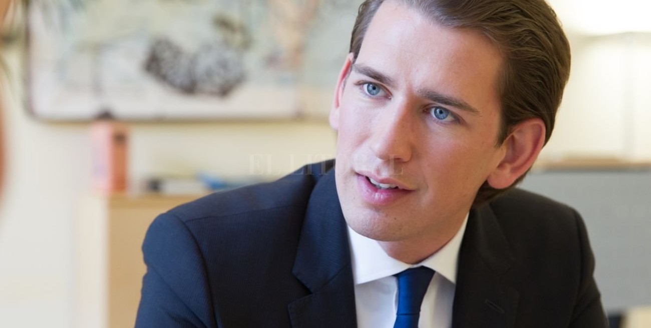 Asumió el nuevo gobierno de derecha de Austria 