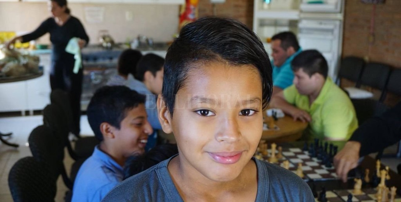 Los pequeños ajedrecistas de barrio Santa Rosa de Lima volvieron a reír 