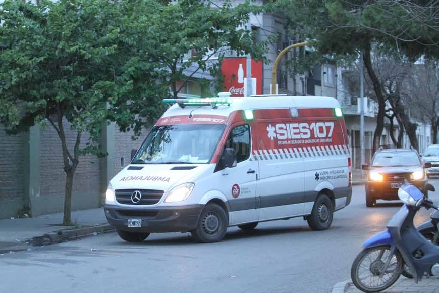 ELLITORAL_234018 |  Archivo El Litoral Una ambulancia del 107 asistió al hombre herido