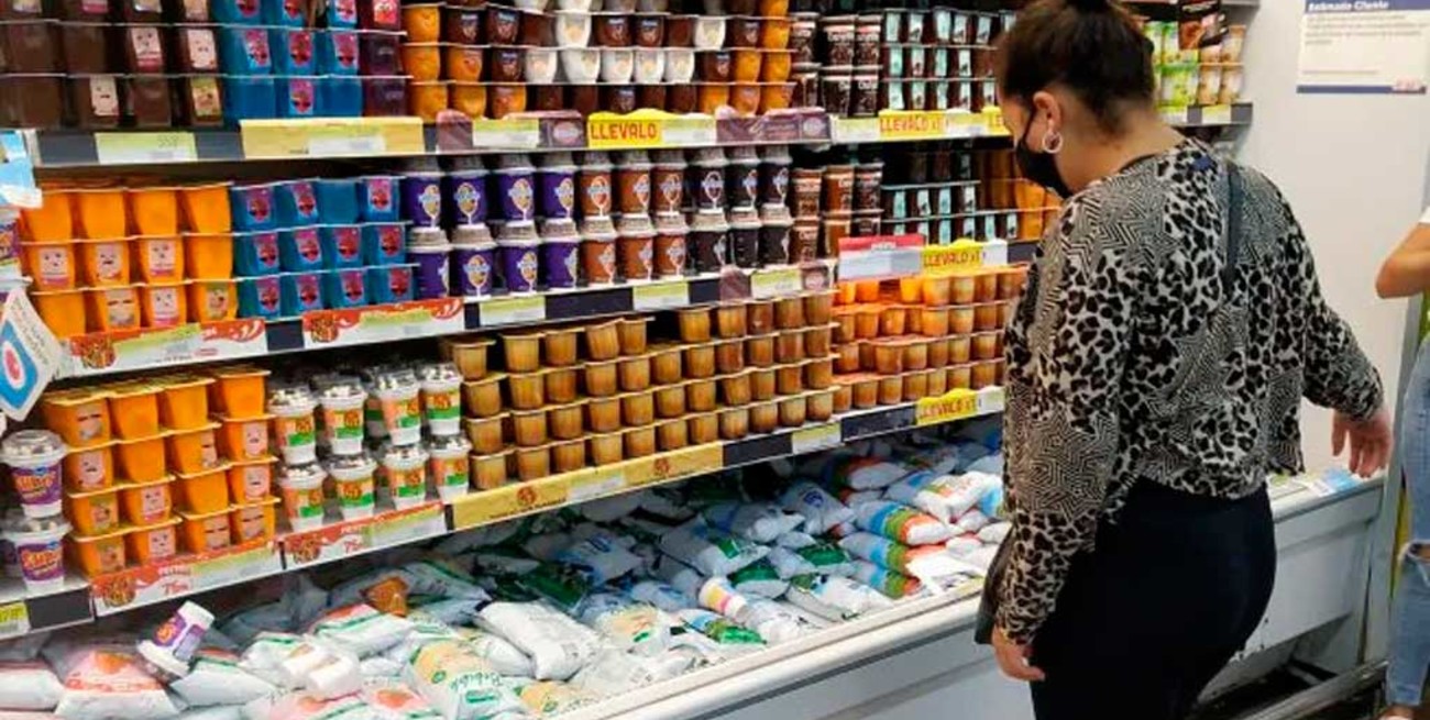 No hubo acuerdo con las industrias alimenticias y el Gobierno congeló los precios por resolución