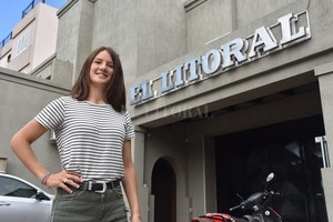 Mauricio Garín En Santa Fe. Sofía Chemes visitó El Litoral mientras descansa y carga pilas para la pretemporada con Racing, que comenzará a mediados de enero.