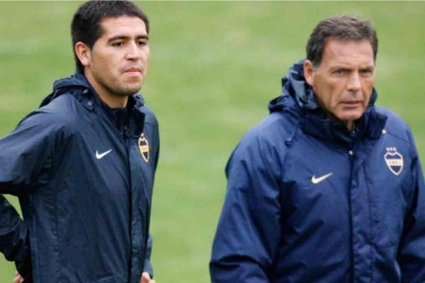 ELLITORAL_275739 |  Internet. Russo dirigió a Riquelme en Boca.