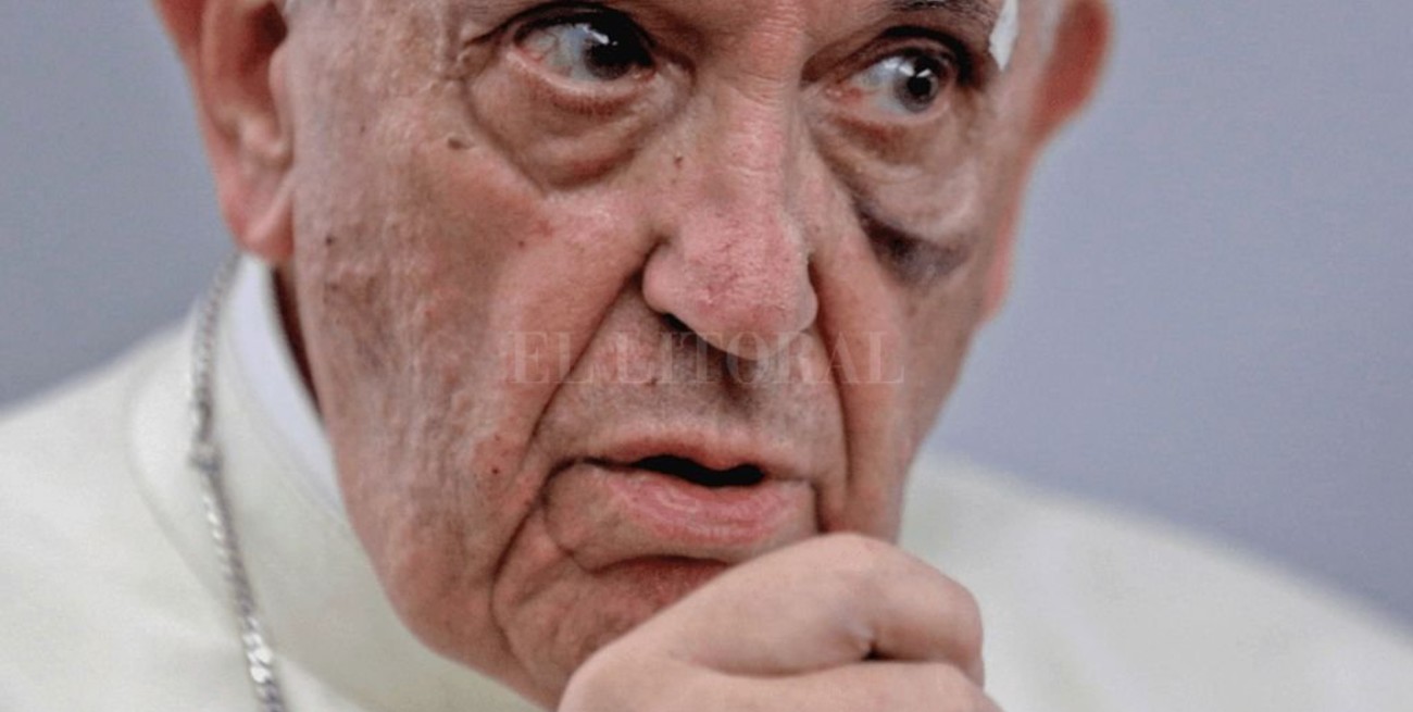 El papa Francisco llamó "estúpidos" a quienes niegan el cambio climático