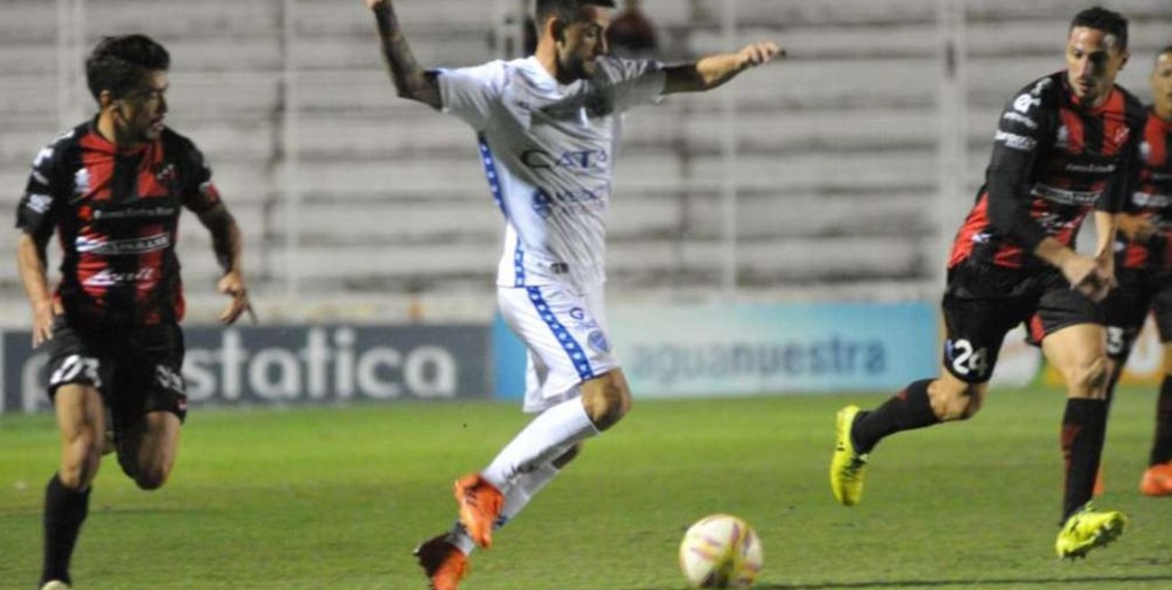 Godoy Cruz rescató un empate ante Patronato en Paraná