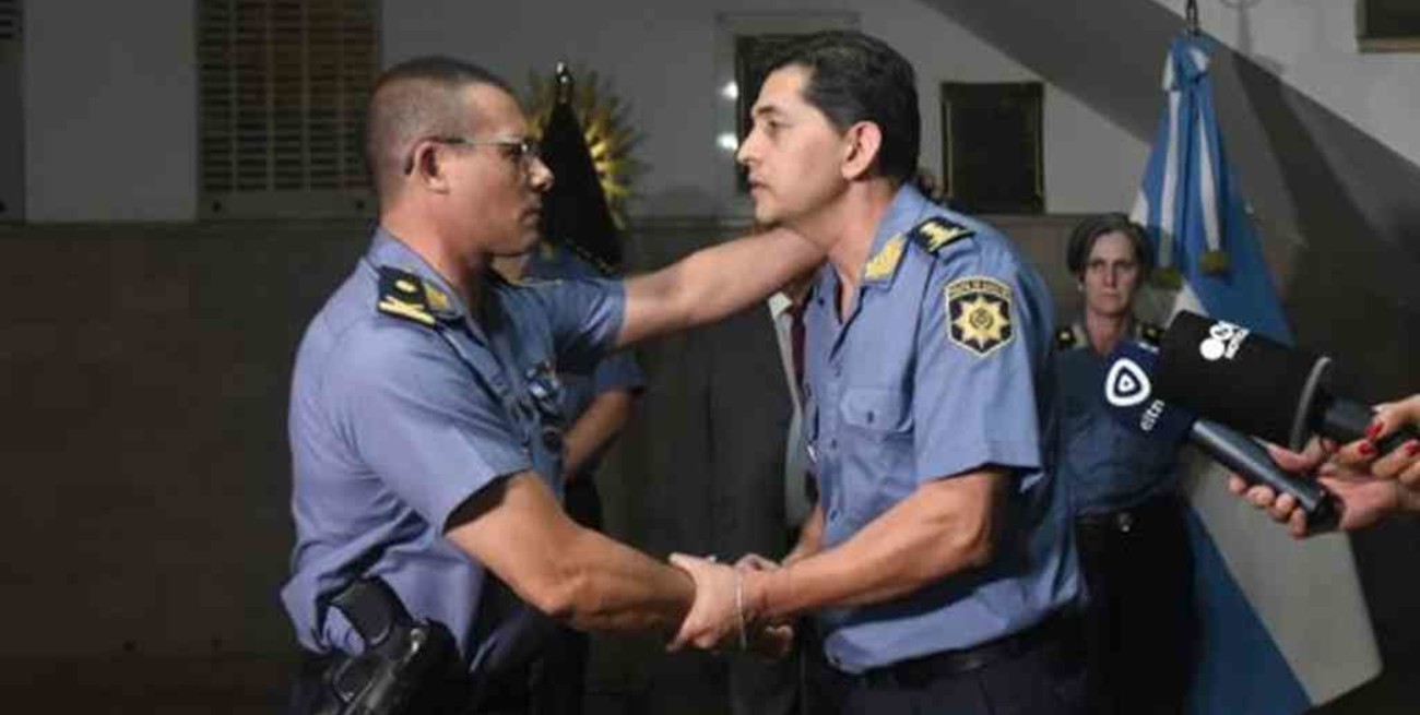 Desplazan a la cúpula de la policía de Rosario