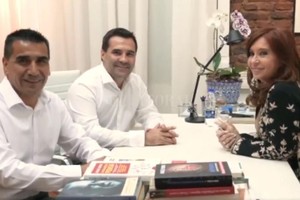 ELLITORAL_239951 |  Internet En el spot se puede ver a la ex mandataria, reunida con los candidatos Ramón Rioseco y Darío Martínez
