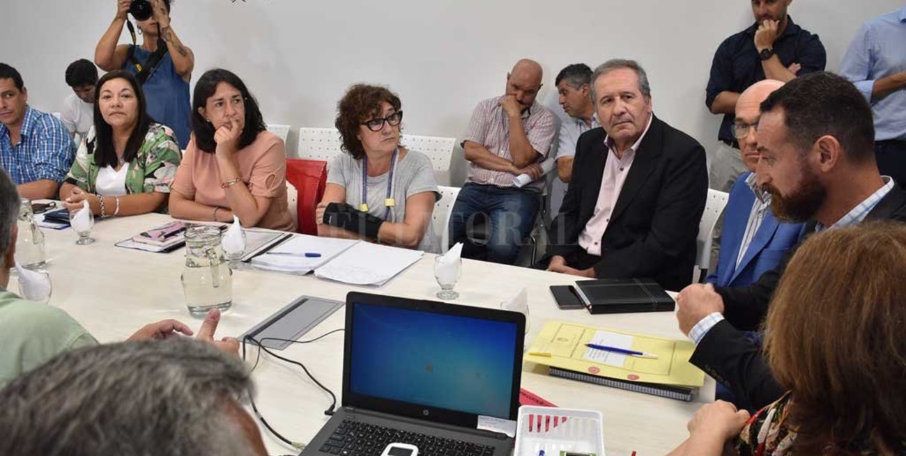 Convocan para este viernes a la paritaria docente